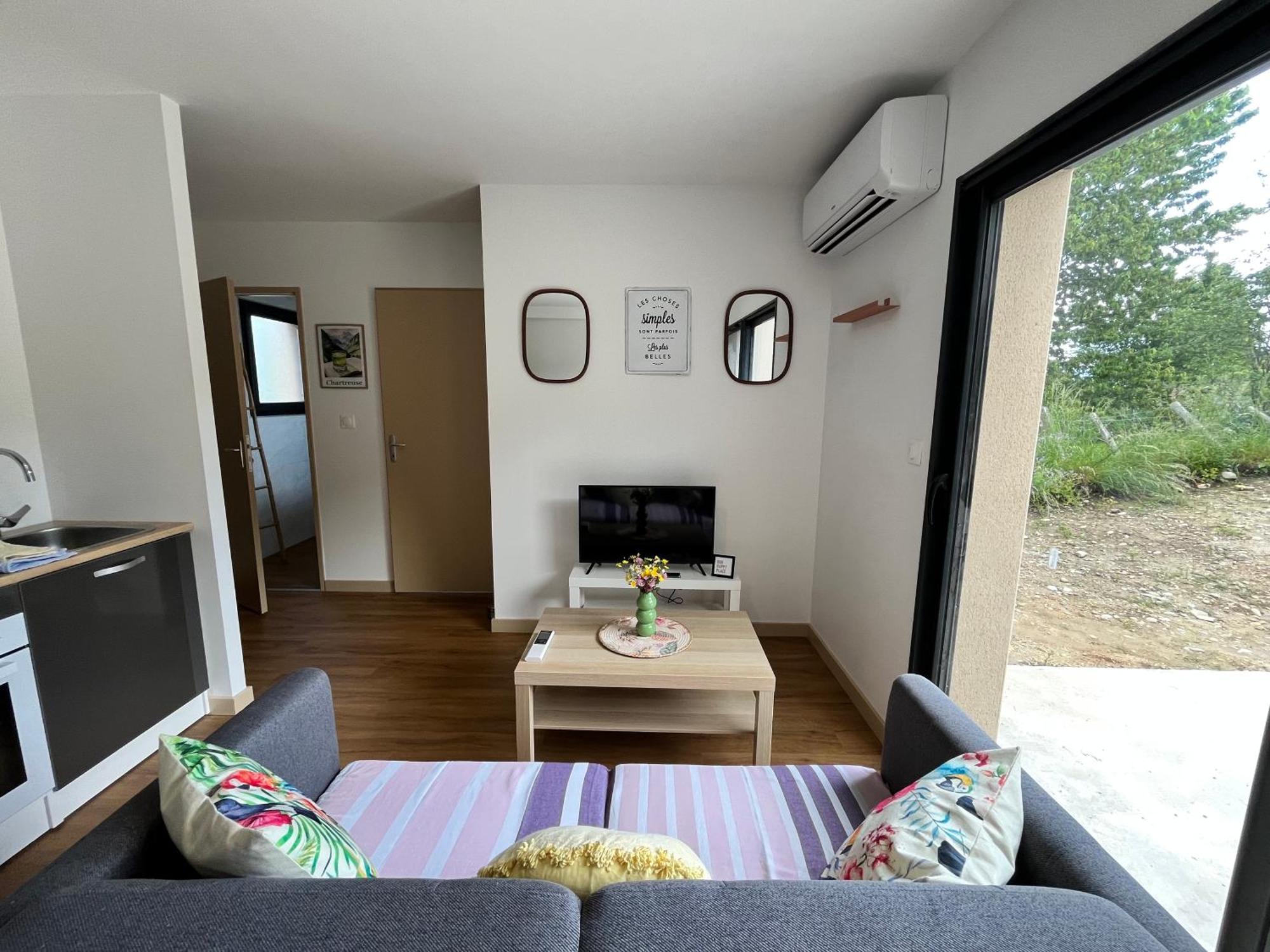L'Escapade Dauphinoise, Gite 2 Chambres Avec Terrasse Et Clim Beaucroissant 외부 사진